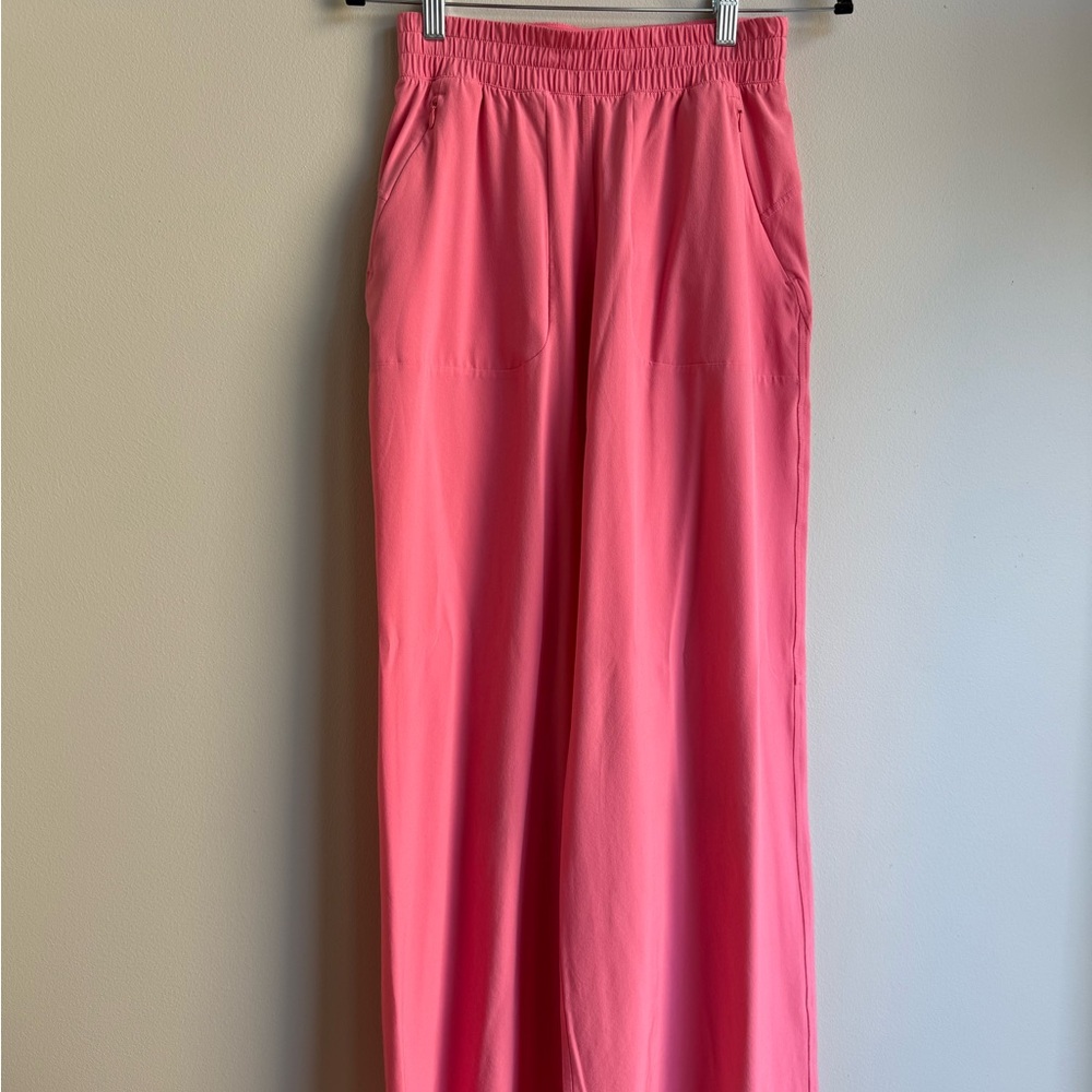 LIKE NEW LULULEMON Salmon Pink Swift Mid-Rise Wide-Leg Pants